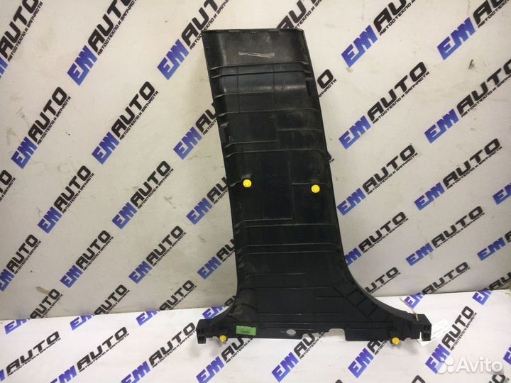 Обшивка центральной стойки правая Киа Спортейдж 3