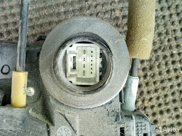 Замок двери задней левой, ручка Тойота Королла Е15