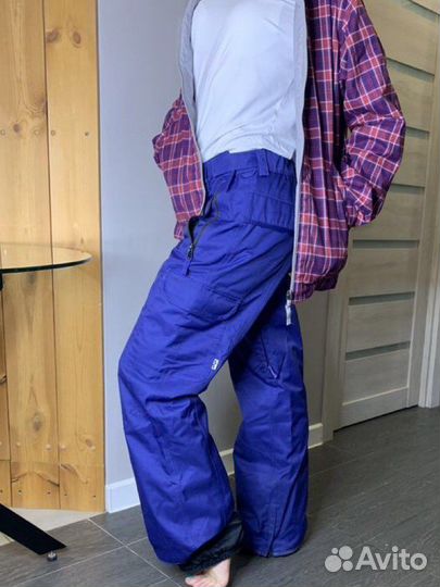 Горнолыжный женский костюм Burton