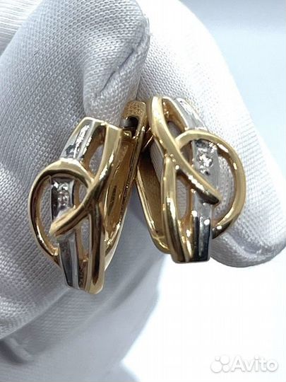 Серьги с синтетическим камнем Золото