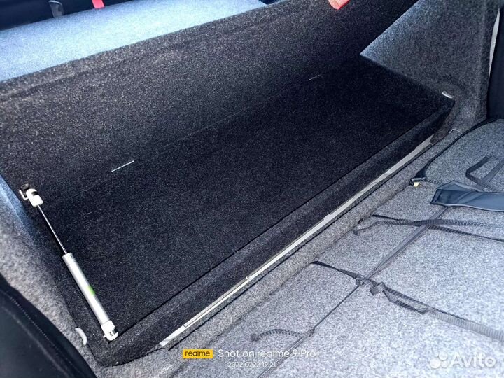 Фальшпол в Шкоду Октавия А5