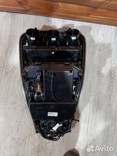 Накладка консоли центральная Mercedes Glc W253 2