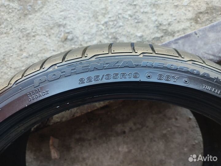 Bridgestone Potenza RE050A 225/35 R19 88Y