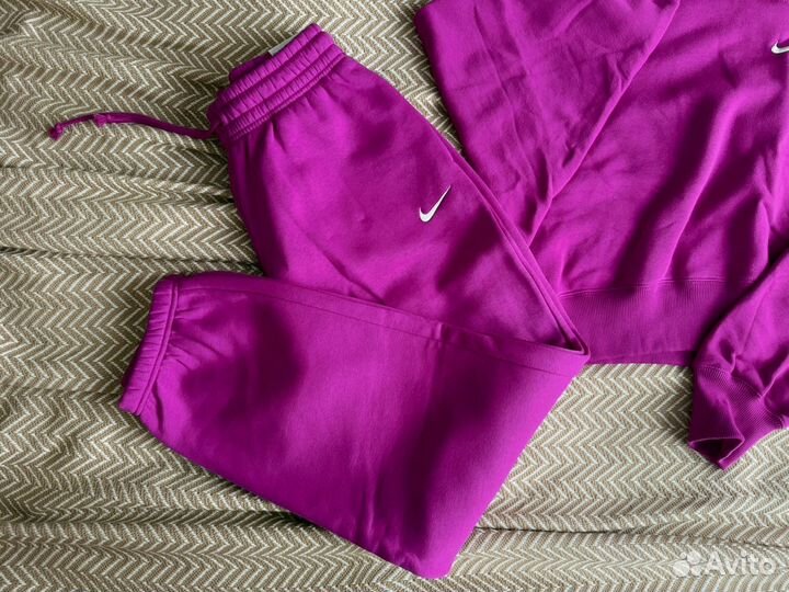 Спортивный костюм Nike