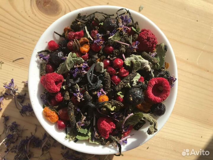 Иван-чай 1 кг с ягодами и травами, без кофеина