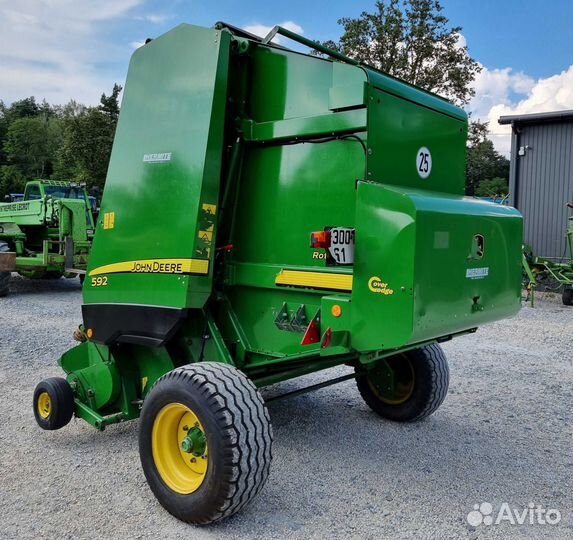 Пресс-подборщик John Deere 592, 2005