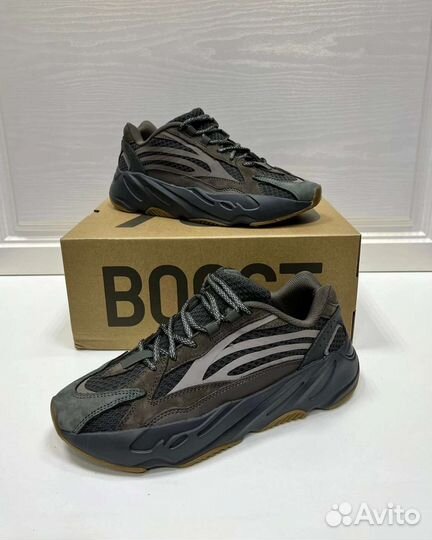 Adidas Yeezy Boost 700 V2 Geode - EG6860