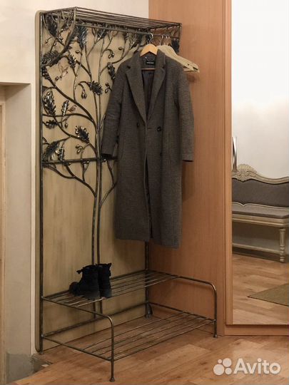Вешалка напольная кованая в прихожую