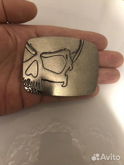 Пряжка/бляха для ремня с чрепом