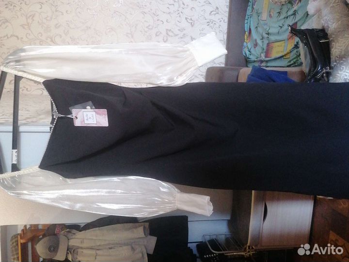 Платье lichi новое