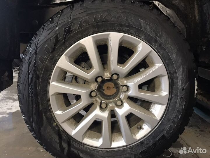 Bridgestone Blizzak DM-V1 265/60 R18 110R