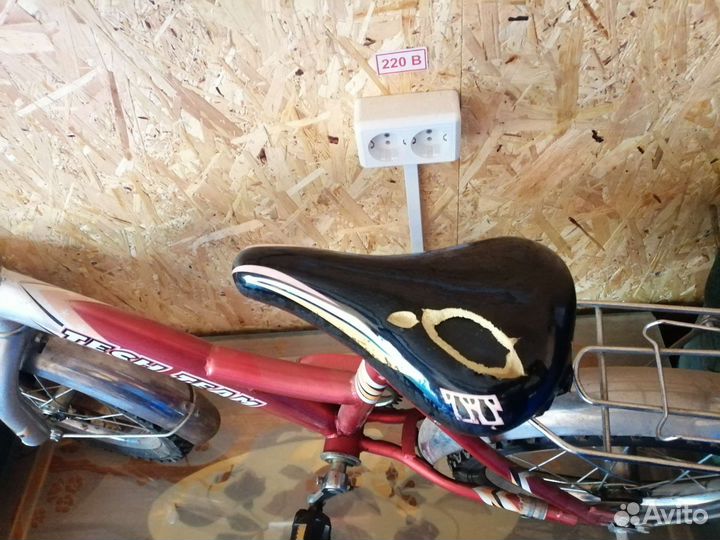 Детский велосипед с родительской ручкой