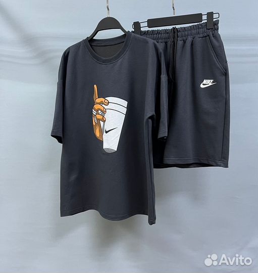 Костюм спортивний Nike стакан