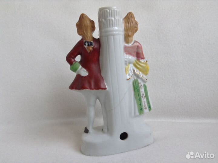 Старинная статуэтка Дама с кавалером