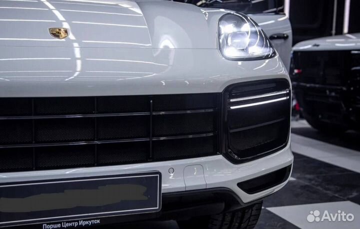 Фары Turbo 2022 на Porsche Cayenne 2010 - 2014