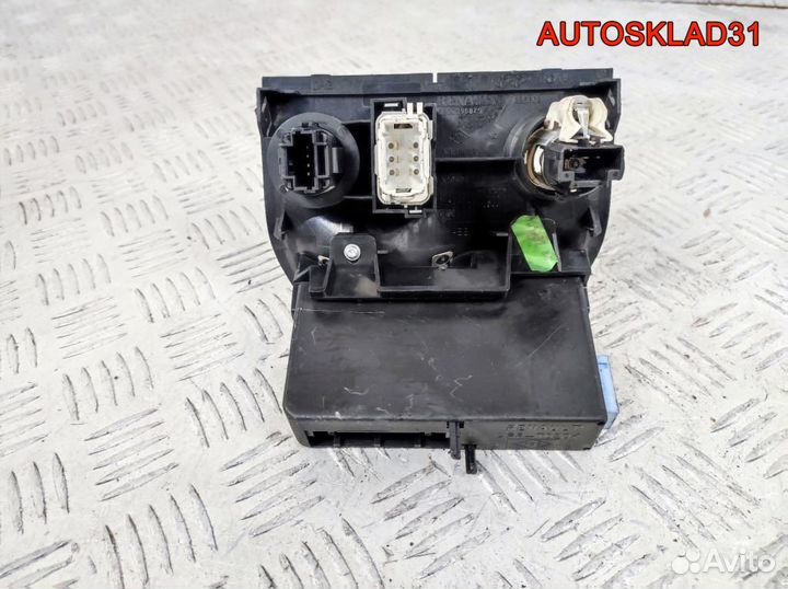 Замок зажигания Renault Espace 4 8200104020