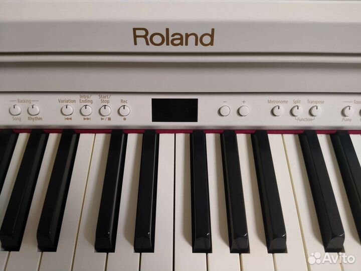 Цифровое пианино Roland RP-301