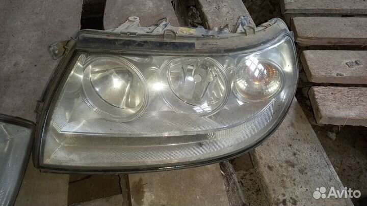 Фара левая УАЗ патриот стекло
