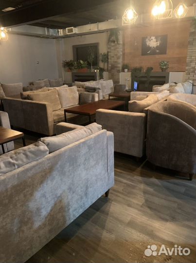 Аренда стола для дружеских посиделок,игры в карты