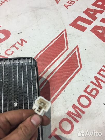 Радиатор кондиционера в печку LADA Granta 2014