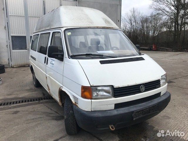 Разбор на запчасти Volkswagen Transporter 4
