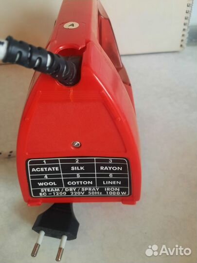 Утюг International