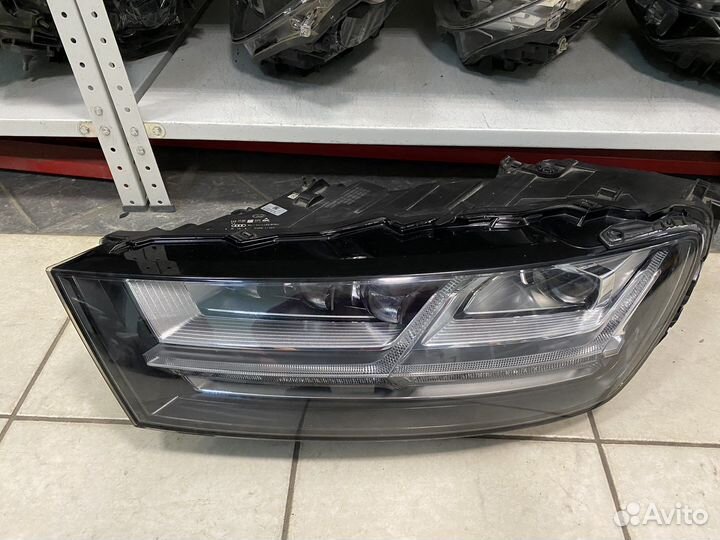 Фара левая audi Q7