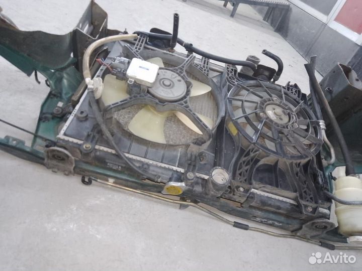 Рамка радиатора Mitsubishi Pajero IO