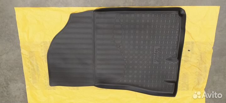 Комплект резиновых ковров в салон KIA K5