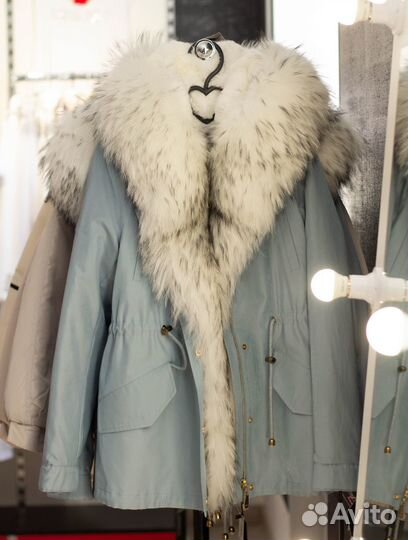Парка женская с натуральным мехом 42 44