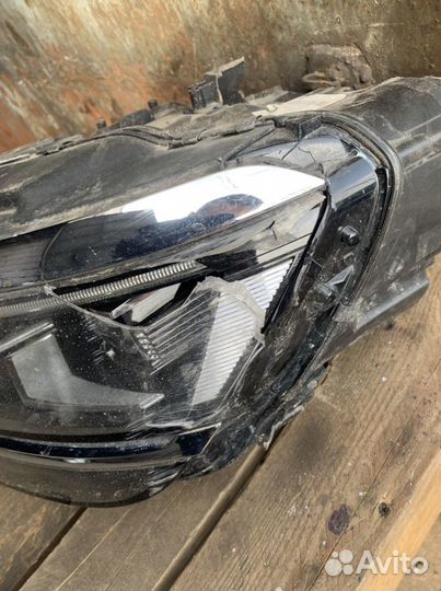 Фара левая volkswagen tiguan 2
