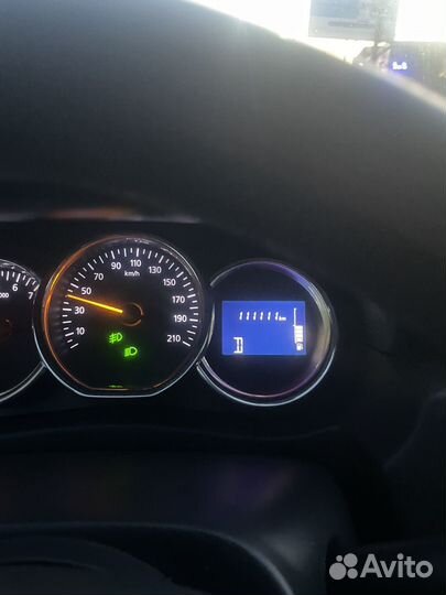 Renault Duster 2.0 AT, 2015, 111 000 км