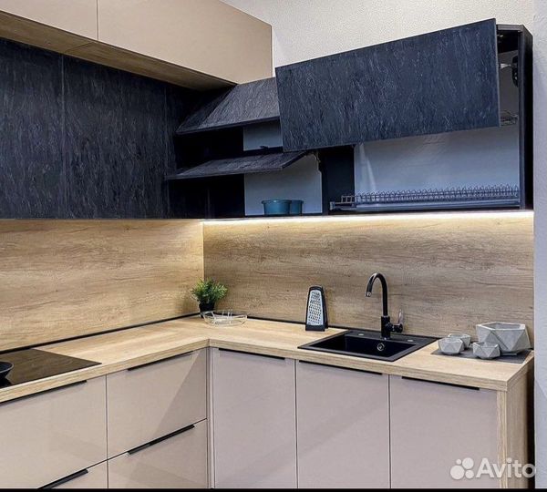 Кухонный гарнитур / угловая кухня