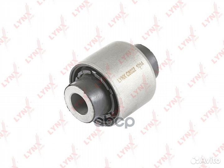 Сайлентблок рычага подвески зад прав/лев C8