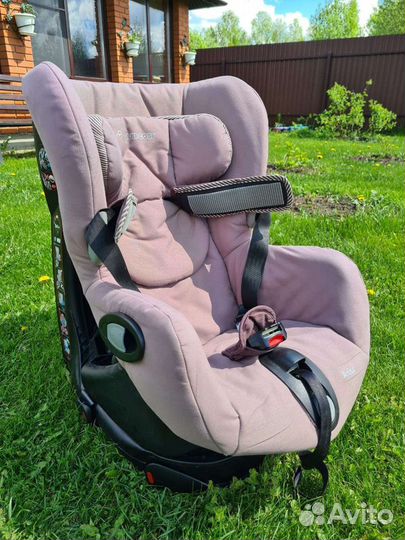 Продам детское кресло Maxi-Cosi Axiss
