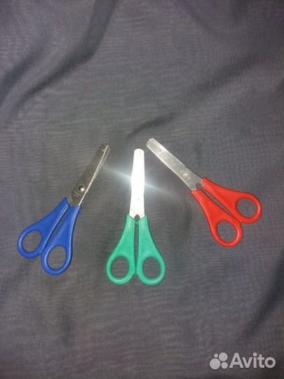 Ножницы 11 красных+8 зеленых+1 синие