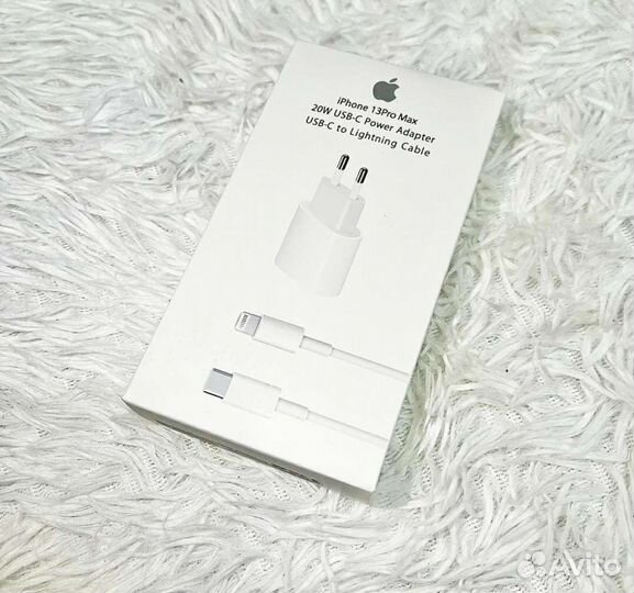 Зарядное устройство для телефона iPhone 20w