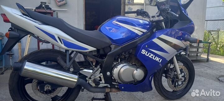 Suzuki GS500 F