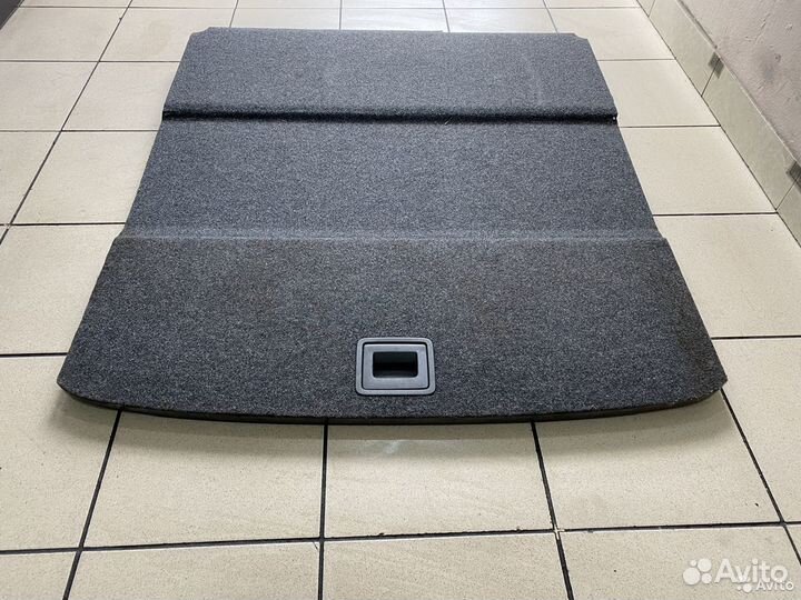 Полка багажника Volkswagen Tiguan