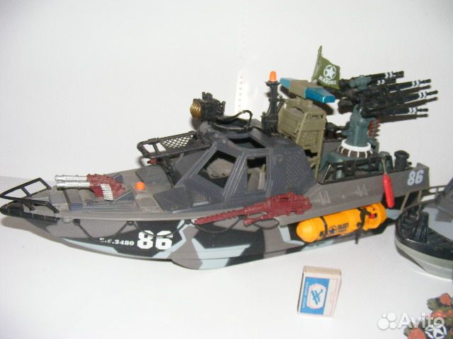 Корабль большой и другая техника