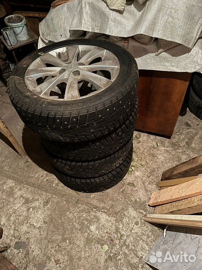 R16 Accelera Accelera 205/50, PCD 4x114.3 DIA 15