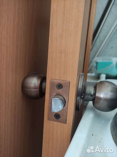 Межкомнатная дверь