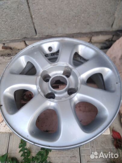 Диск литой r 15