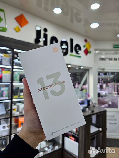 Xiaomi 13 Lite, 8/256 ГБ