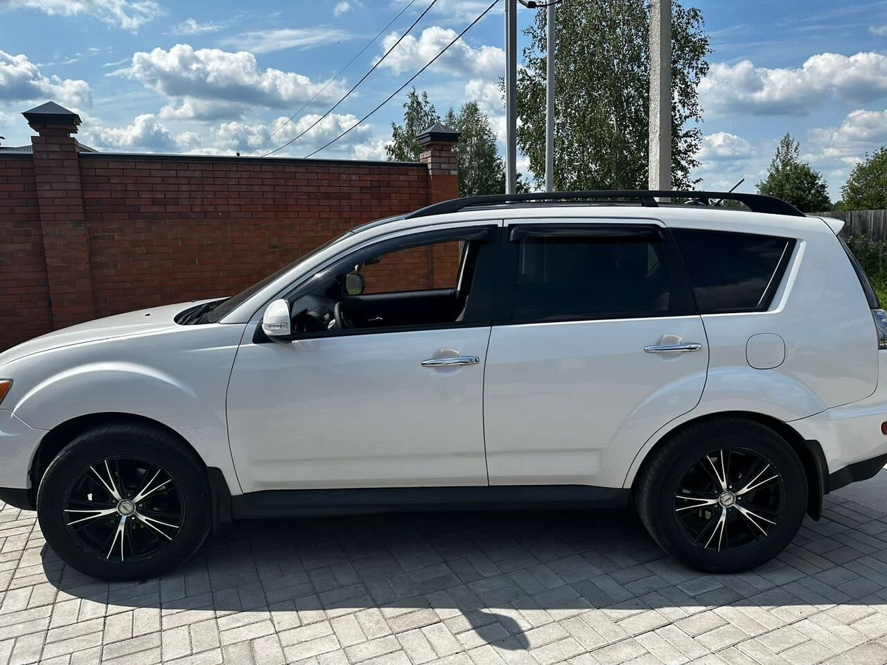 Mitsubishi Outlander: фото владельца