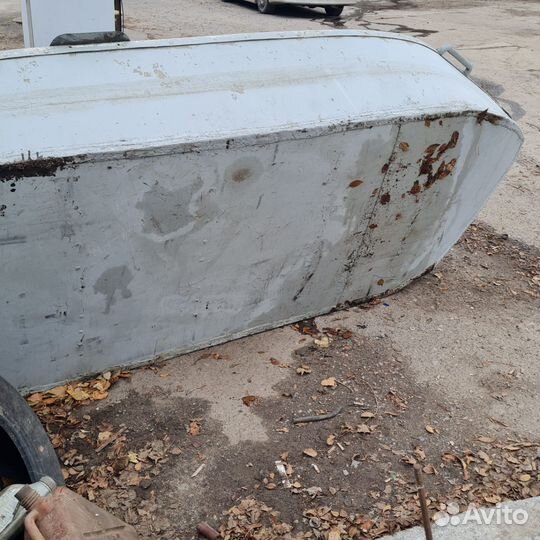 Лодка с мотором