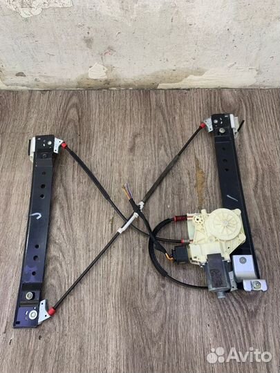 Стеклоподъемник задний правый Ford S-Max минивэн
