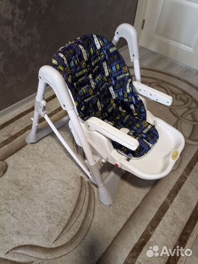 Детский стул для кормления