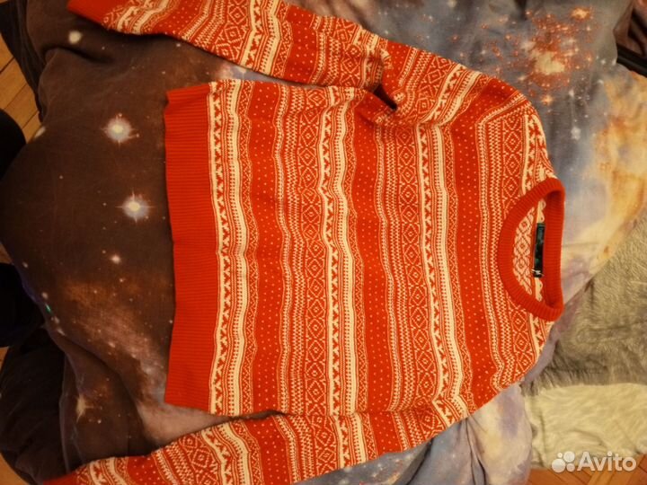 Свитер новогодний