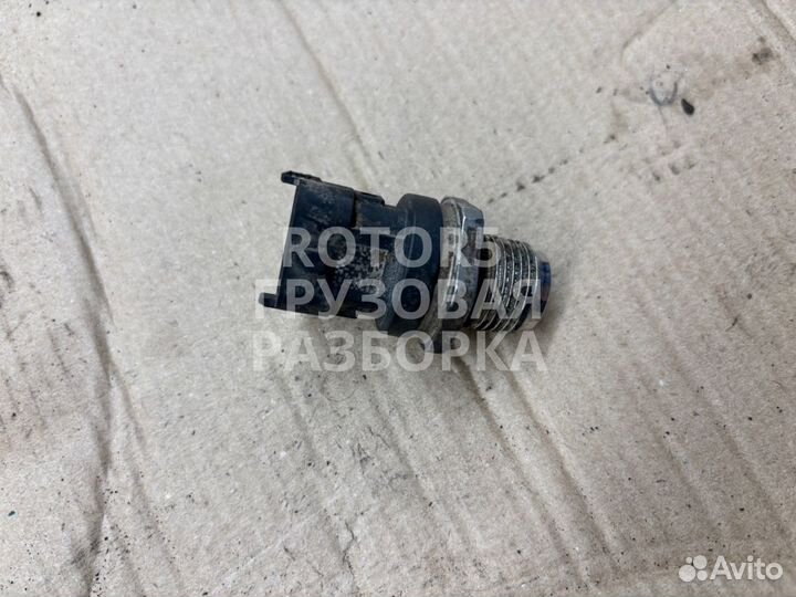 Датчик давления топлива MAN TGX 2017 0281006364